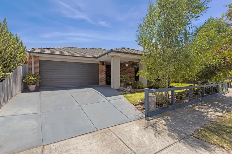 Main view of Homely house listing, 10 Inglewood Avenue, Eynesbury VIC 3338