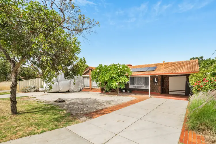 25 Abbott Avenue, Morphett Vale SA 5162