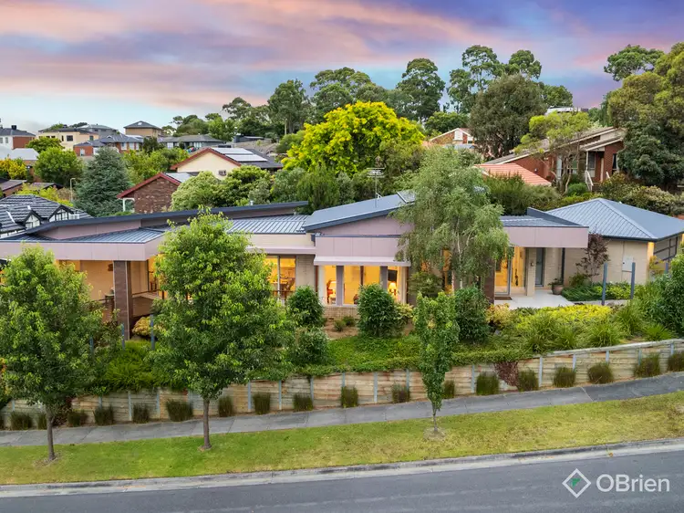 2 Bettina Court, Berwick VIC 3806