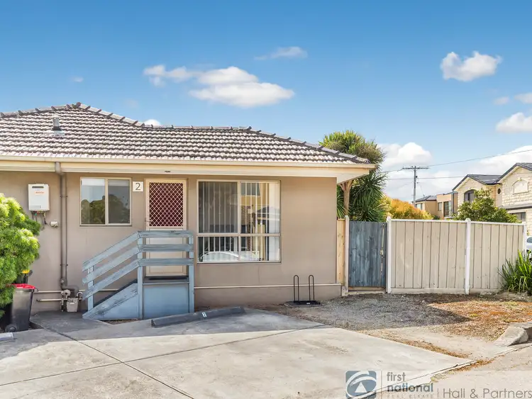 2/1 Moomba Parade, Dandenong VIC 3175