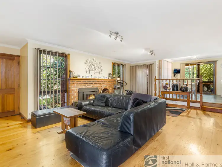 Fourth view of Homely house listing, 7 Theresa Gardens, Endeavour Hills VIC 3802