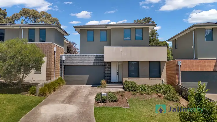 Second view of Homely house listing, 15 Solferino Close, Mount Waverley VIC 3149