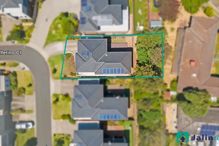 Fourth view of Homely house listing, 15 Solferino Close, Mount Waverley VIC 3149