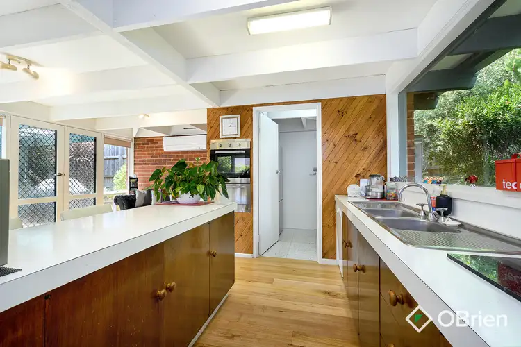 Fifth view of Homely house listing, 8 Casale Court, Frankston VIC 3199