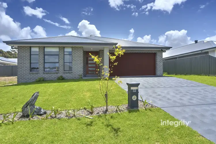 32 Bexhill Avenue