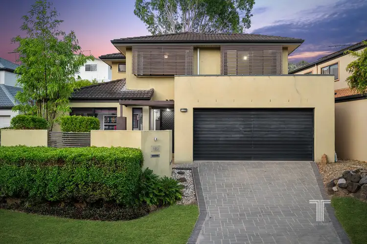 19 Estate Place, Holland Park West QLD 4121