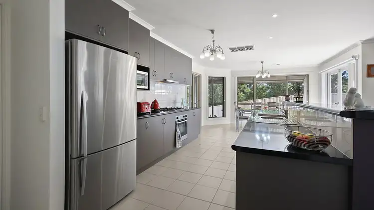 Sixth view of Homely house listing, 5 Viola Court, Mount Helen VIC 3350
