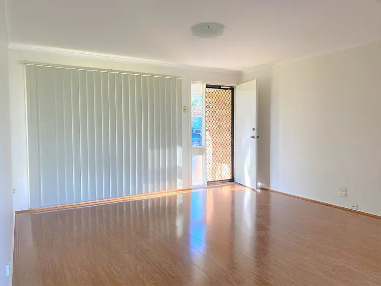 Second view of Homely house listing, 2 Jellie Place, Oakhurst NSW 2761