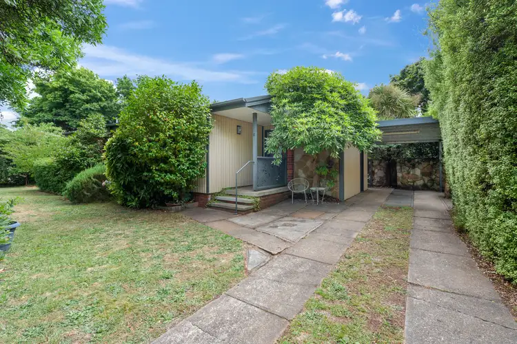 3 McCawley Street, Watson ACT 2602