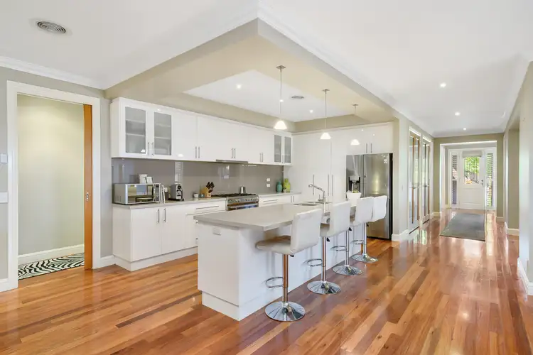 Fifth view of Homely house listing, 7 Galli Court, Hillside VIC 3037