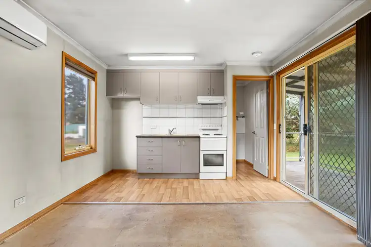 Fourth view of Homely house listing, 2 Forest Street, Woodend VIC 3442