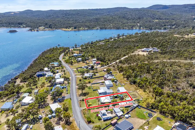 127 Sommers Bay Road, Murdunna TAS 7178