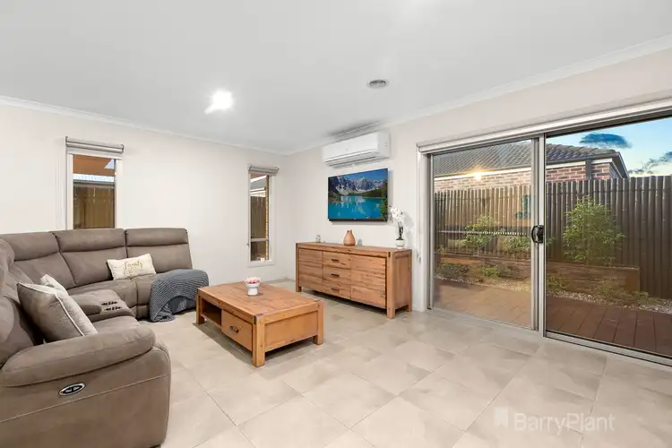 Fifth view of Homely house listing, 6 Peregrine Street, Cranbourne North VIC 3977