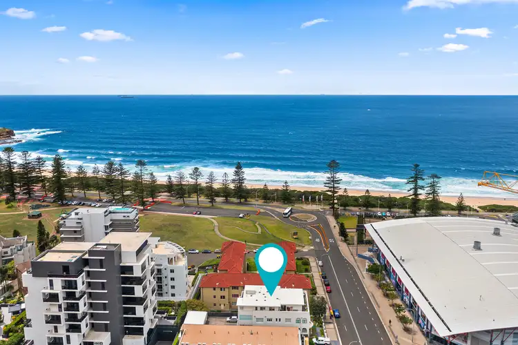 Fifth view of Homely apartment listing, 3/10 Crown Street, Wollongong NSW 2500