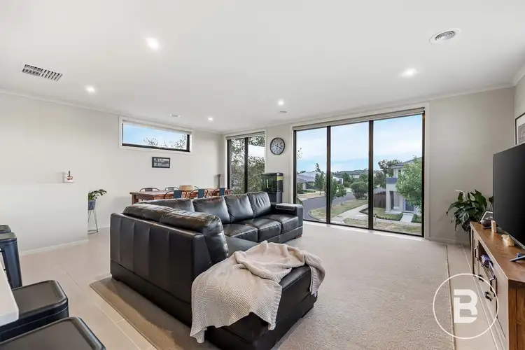 Fifth view of Homely house listing, 2 Regal Drive, Alfredton VIC 3350