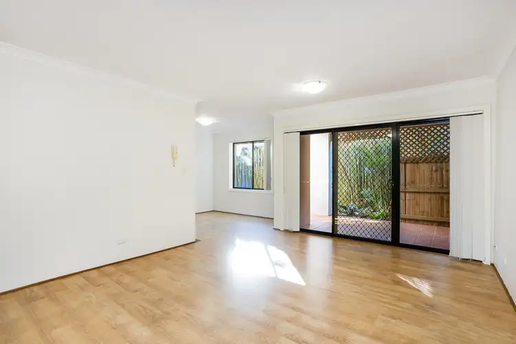 Main view of Homely apartment listing, 6/52-58 Howard Avenue, Dee Why NSW 2099