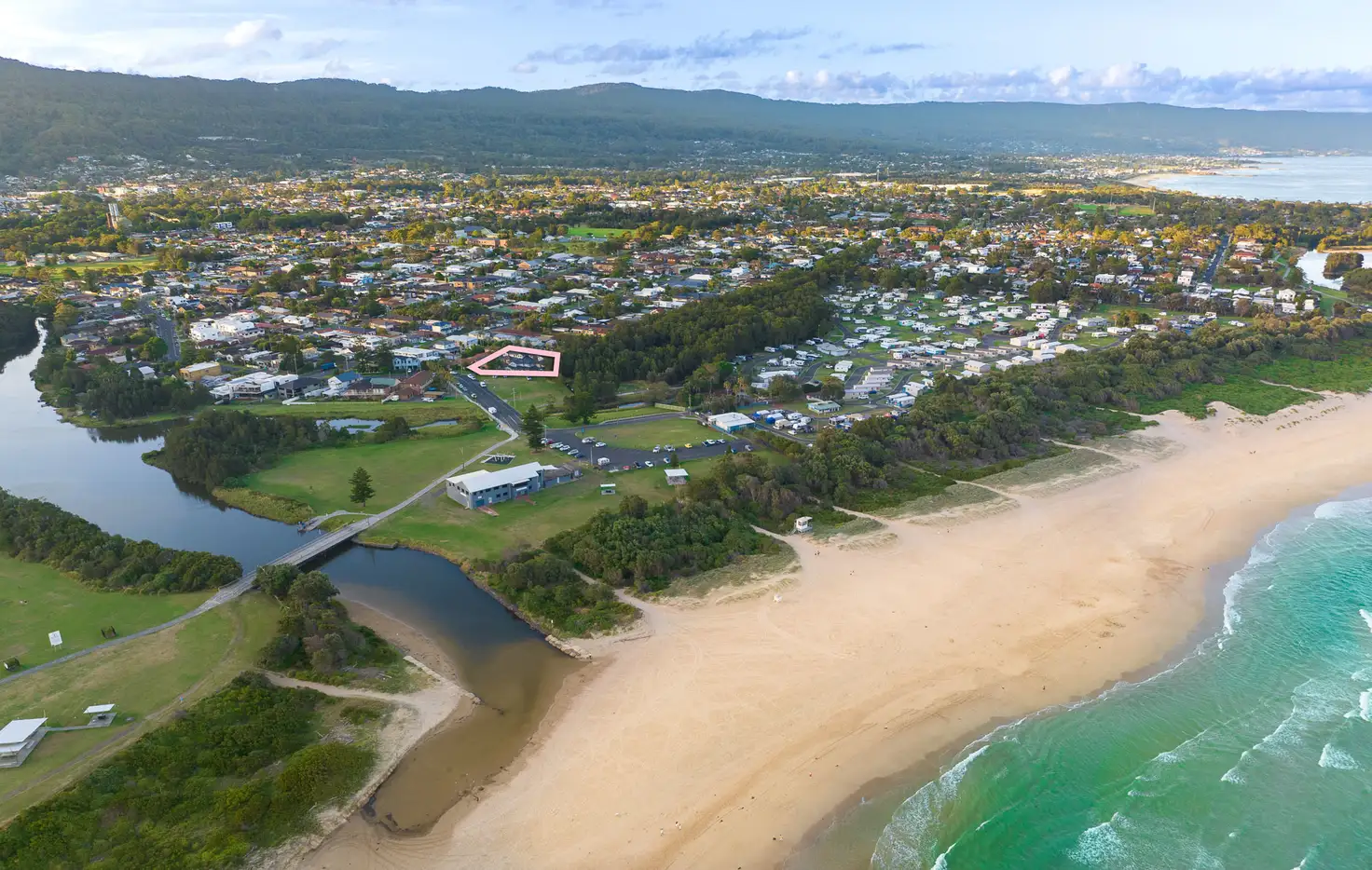 Main view of Homely townhouse listing, 4/12 Lake Parade, East Corrimal NSW 2518