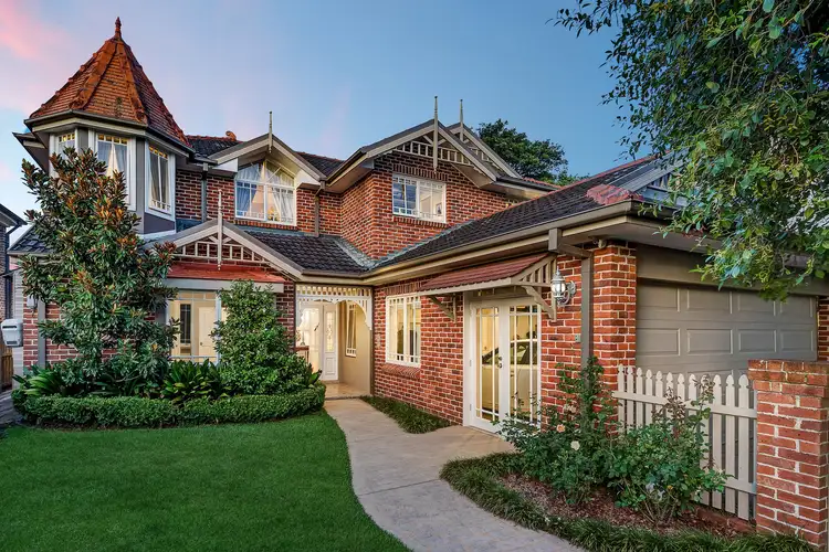 43 Kingslangley Road, Greenwich NSW 2065