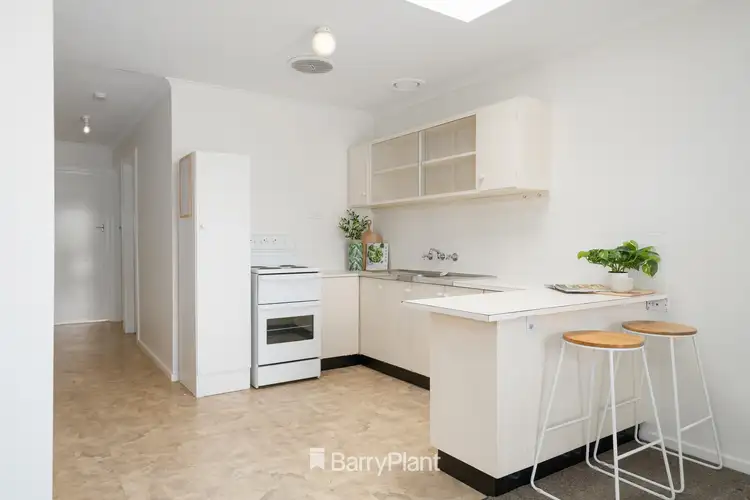 Fifth view of Homely unit listing, 2/8-10 Ballater Avenue, Newtown VIC 3220