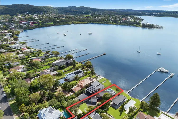 63 Albany Street, Point Frederick NSW 2250