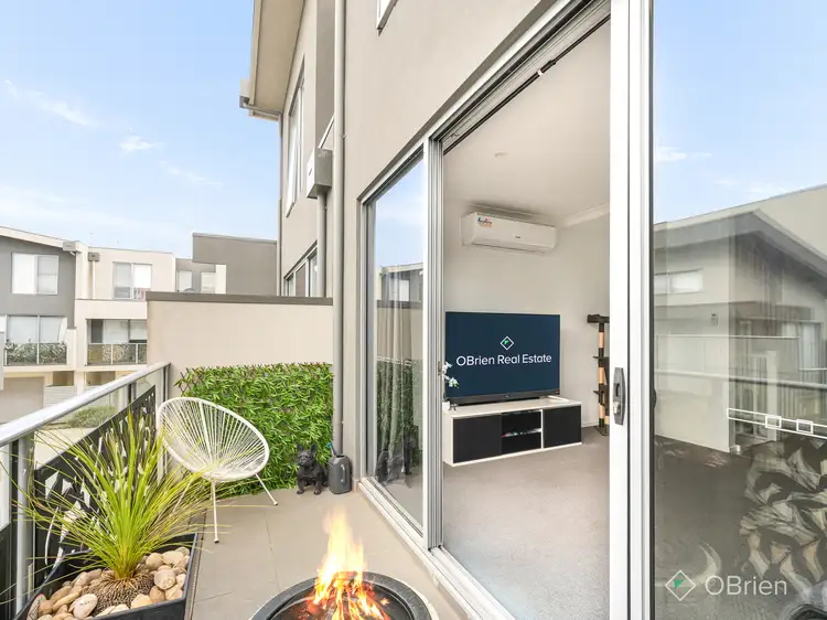 Main view of Homely townhouse listing, 58 Topal Drive, Officer VIC 3809