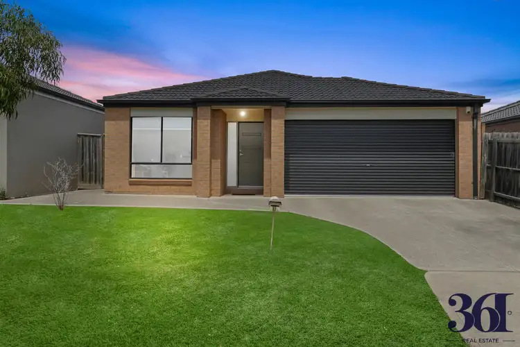 11 Flower Gum Crescent, Tarneit VIC 3029