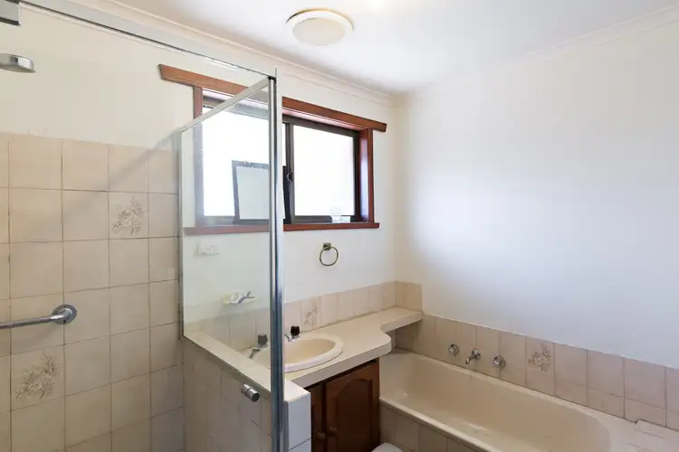 Sixth view of Homely unit listing, 2/914 Ligar Street, Ballarat North VIC 3350
