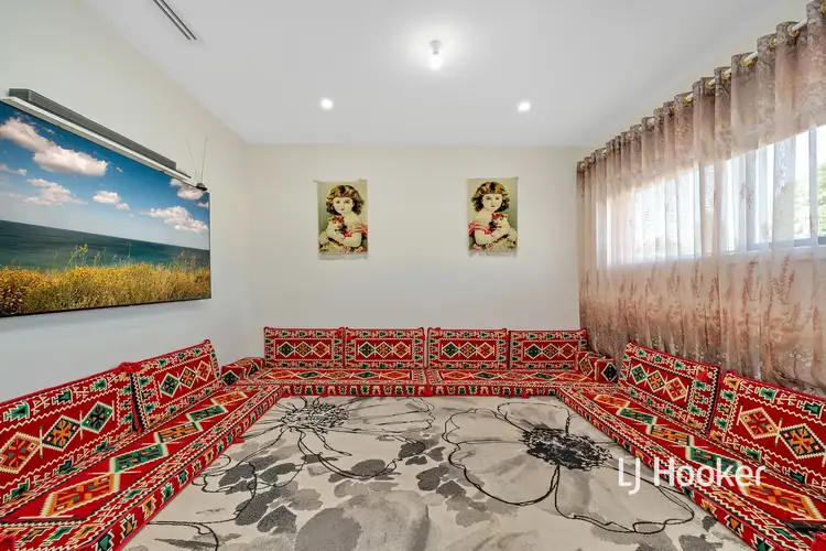 Fifth view of Homely house listing, 1 Conway Court, Hampton Park VIC 3976