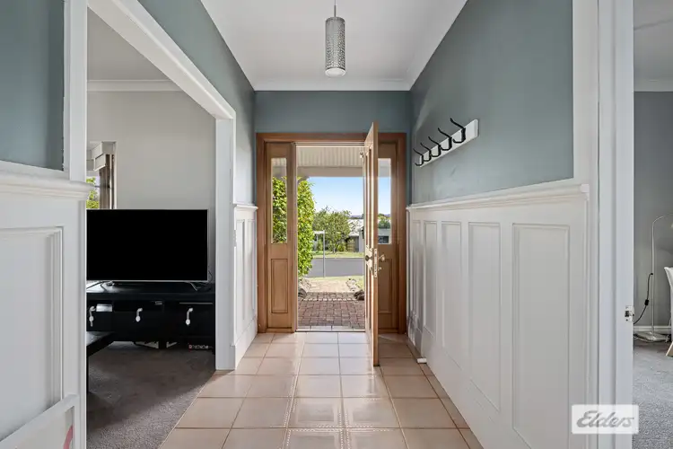 Second view of Homely house listing, 3 Stapleton Court, Wodonga VIC 3690