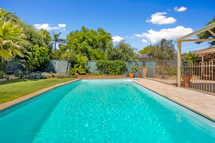 23 Milverton Avenue, Karrinyup WA 6018