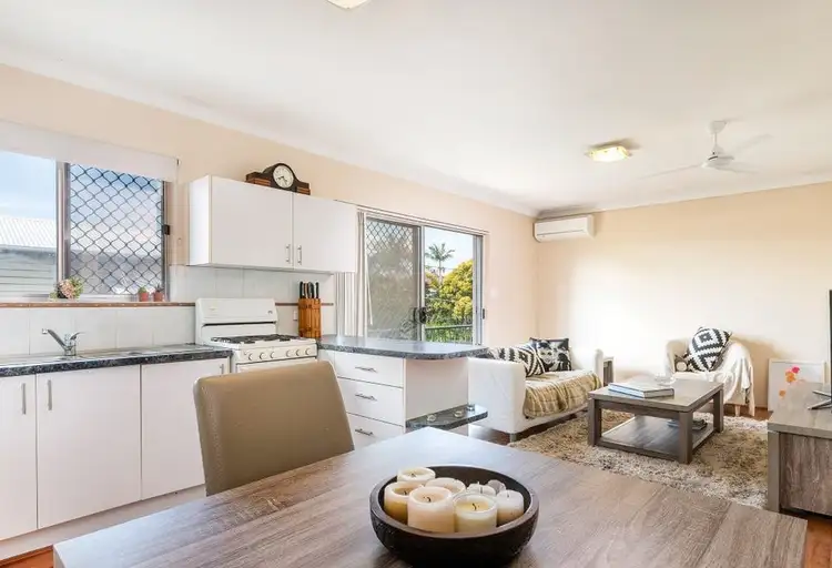 Second view of Homely unit listing, 4/38 Belgrave Street, Balmoral QLD 4171