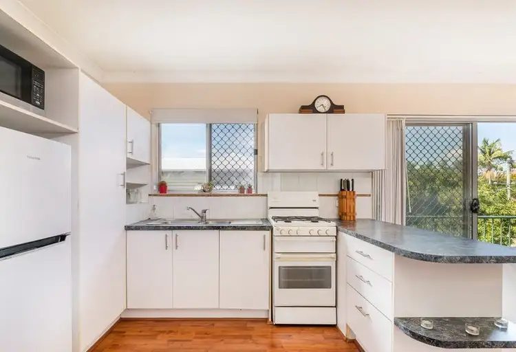 Third view of Homely unit listing, 4/38 Belgrave Street, Balmoral QLD 4171