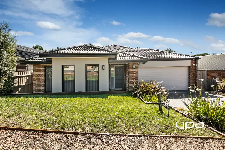 14 Retreat Crescent, Sunbury VIC 3429