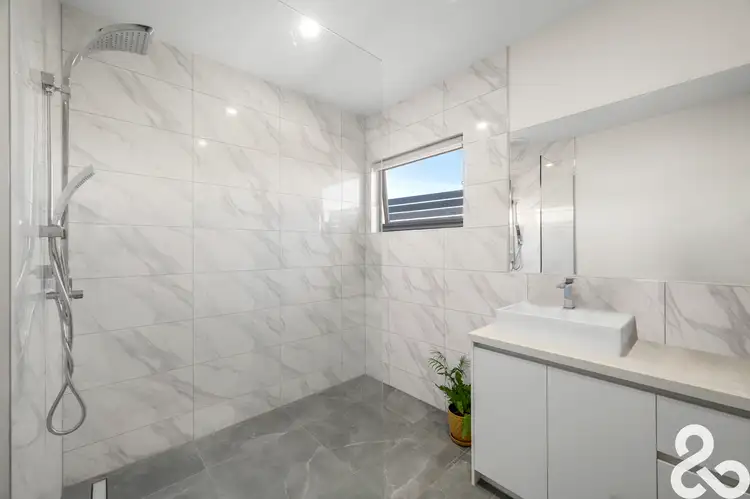 Fifth view of Homely townhouse listing, 2/7 Livingstone Parade, Preston VIC 3072