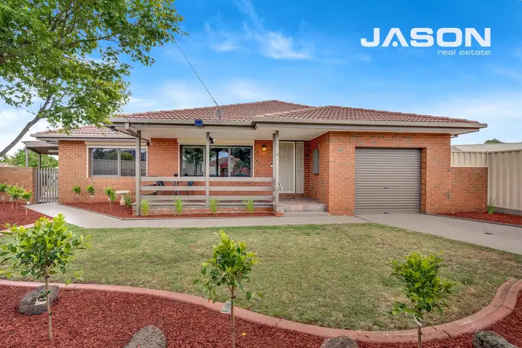4 Blyth Court, Gladstone Park VIC 3043