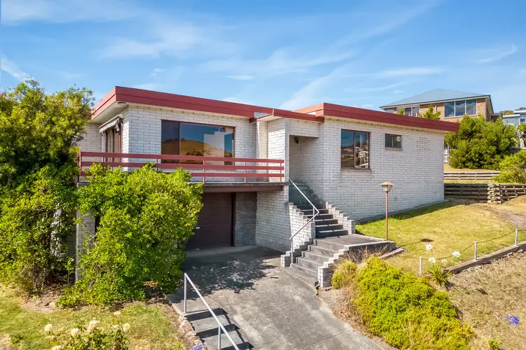 332 Carella Street, Tranmere TAS 7018