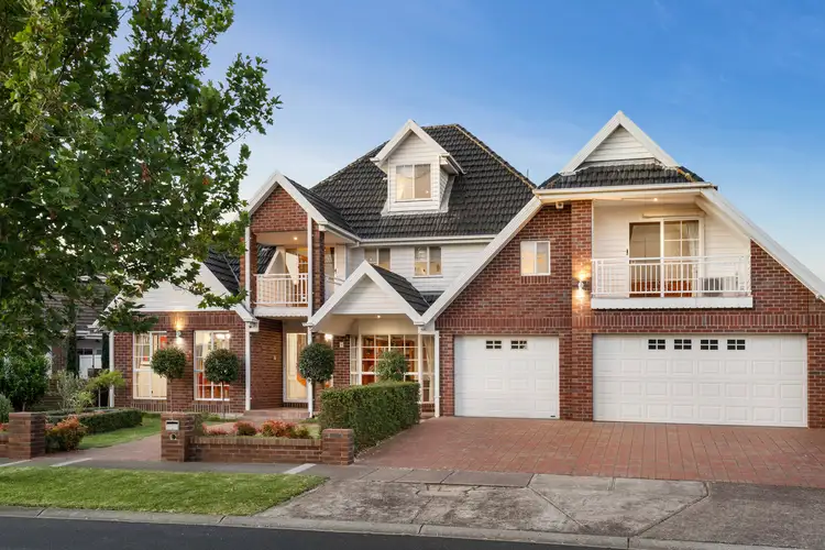 4 Grandview Crescent, Hillside VIC 3037