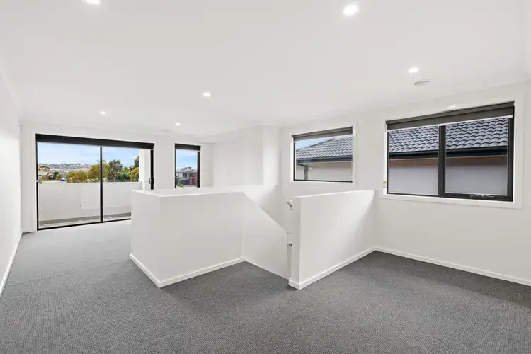 Fourth view of Homely house listing, 31 Paddock Circuit, Sunbury VIC 3429