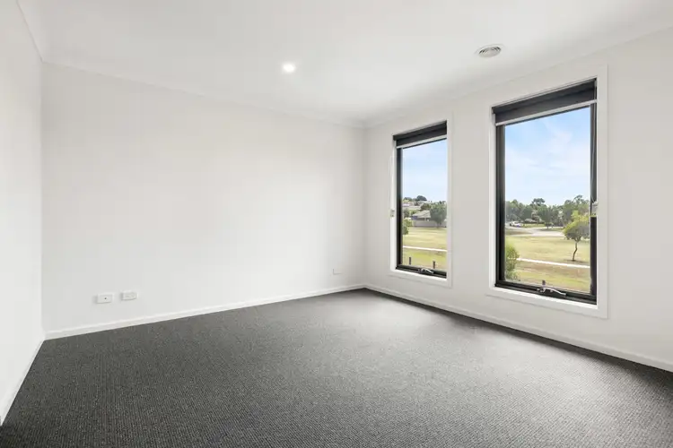 Fifth view of Homely house listing, 31 Paddock Circuit, Sunbury VIC 3429