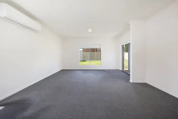 Second view of Homely house listing, 14 Inwood Crescent, Wodonga VIC 3690