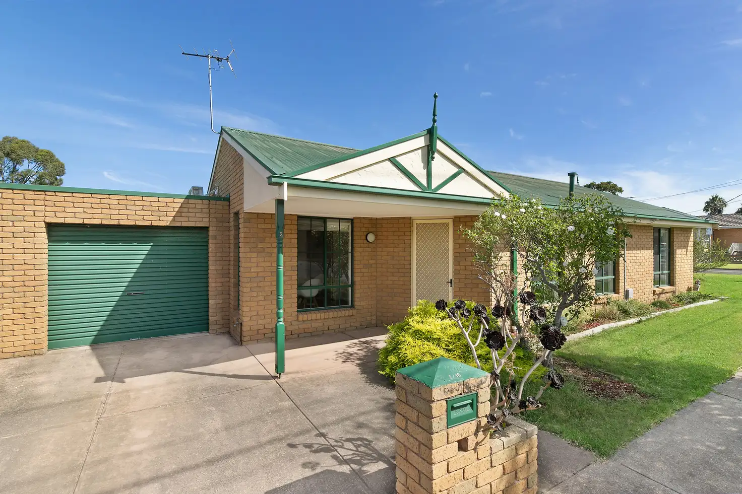 Main view of Homely unit listing, 2/18 Jasmine Street, Bell Park VIC 3215