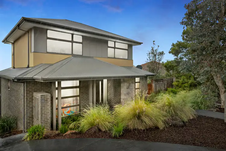 2/57 Loughnan Road, Ringwood North VIC 3134