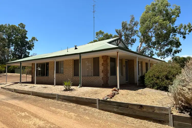 68 Suburban Road, York WA 6302