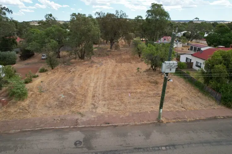 33 Avon Terrace, York WA 6302
