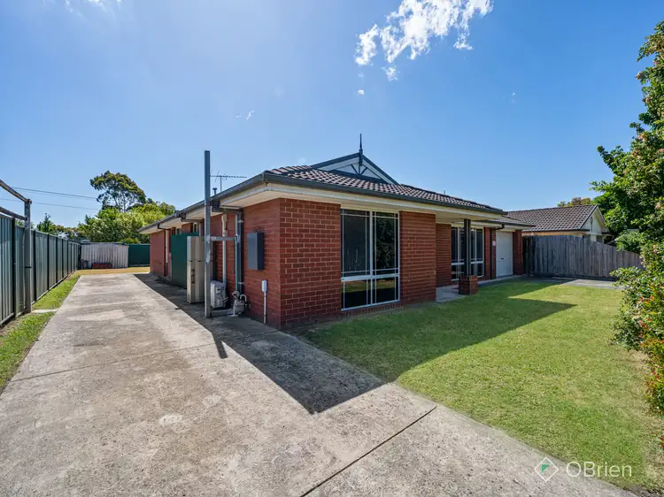 Third view of Homely house listing, 6 Oriana Grove, Skye VIC 3977