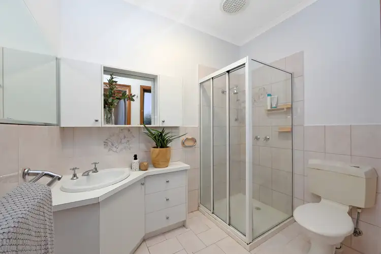 Sixth view of Homely house listing, 5 Wyangala Court, Lysterfield VIC 3156