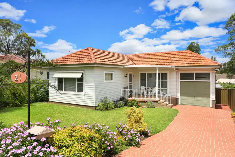 21 Highland Avenue, Toongabbie NSW 2146