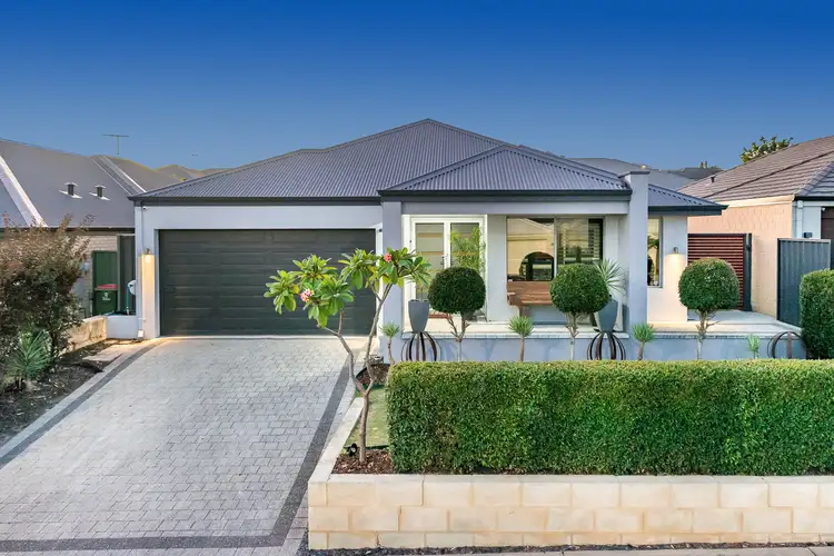 11 Exbury Street, Landsdale WA 6065