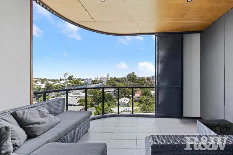 806/18 Hubert Street, Woolloongabba QLD 4102