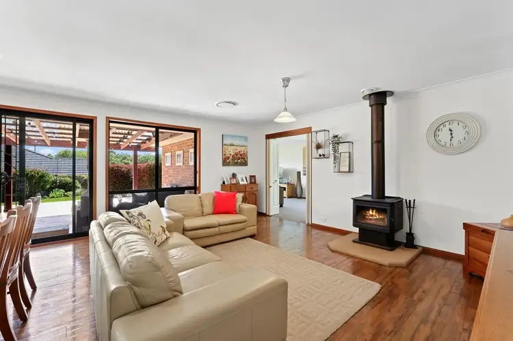 Second view of Homely house listing, 8 Blackwood Place, Robertson NSW 2577